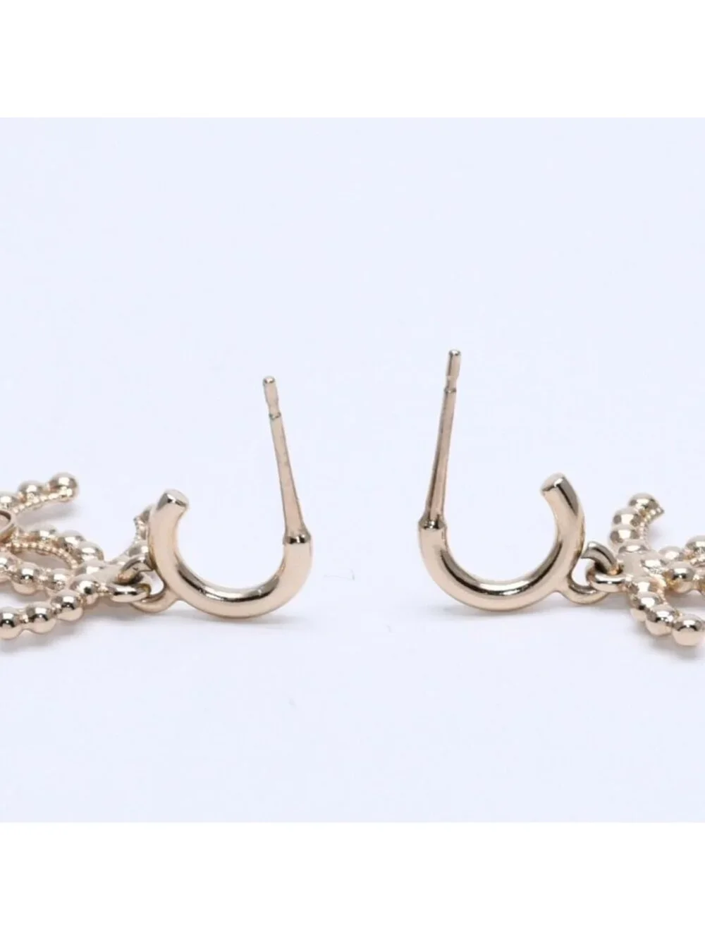 Chanel CC Logo Swing Earrings 22